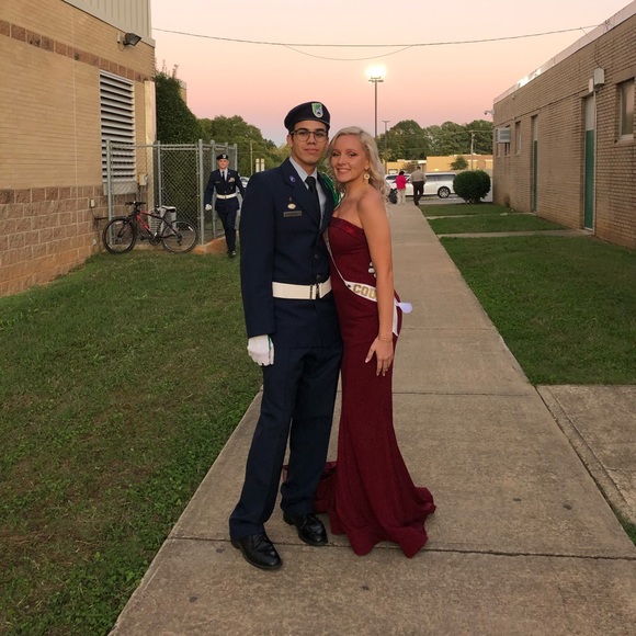 Prom Dress! - Picture 2 of 4